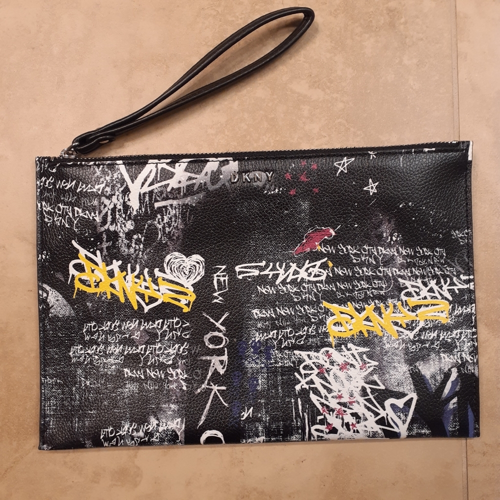 DKNY Wristlet!